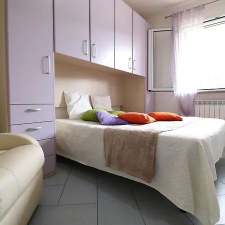 Apartment Casa Claudia A *